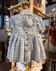 Vestido cerejas com tapa fraldas