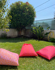 Puff praia zebra rosa e laranja