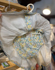 Vestido com tapa fraldas