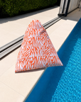 Puff praia abstrato Creme e Laranja | Com fecho