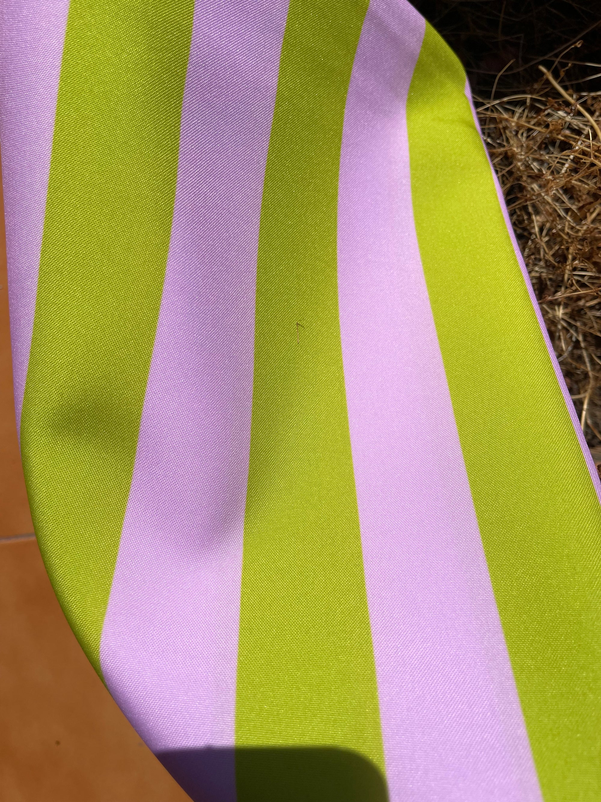 Puff praia Riscas Verde Lima e Roxo Largas | Com fecho