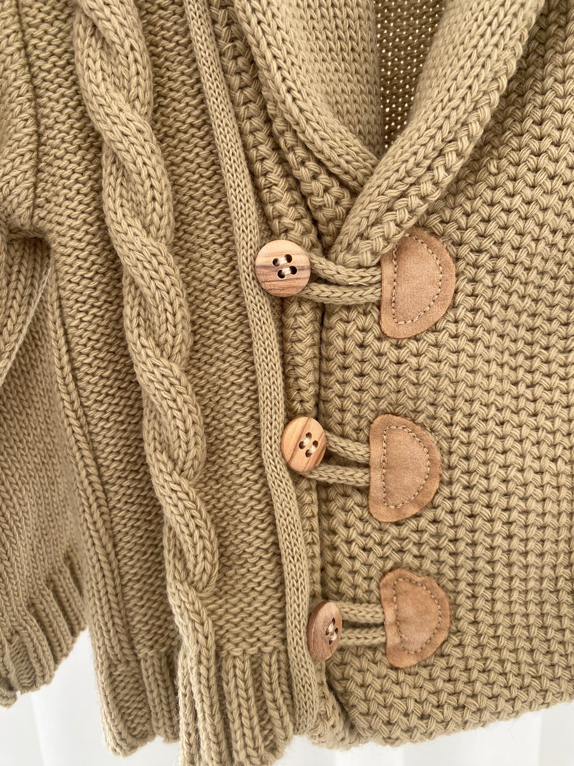 Casaco botões camel
