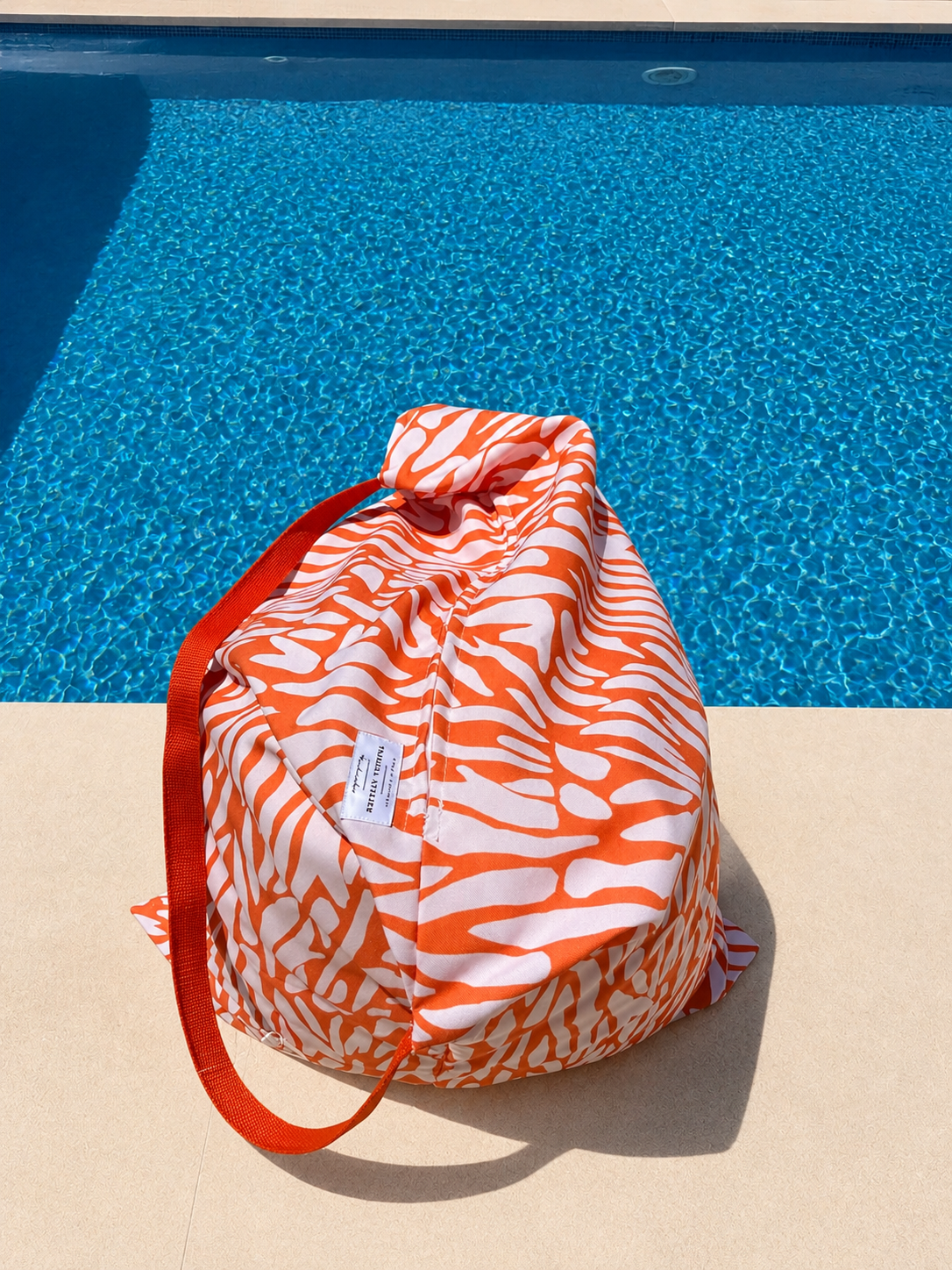 Puff praia abstrato Creme e Laranja | Com fecho