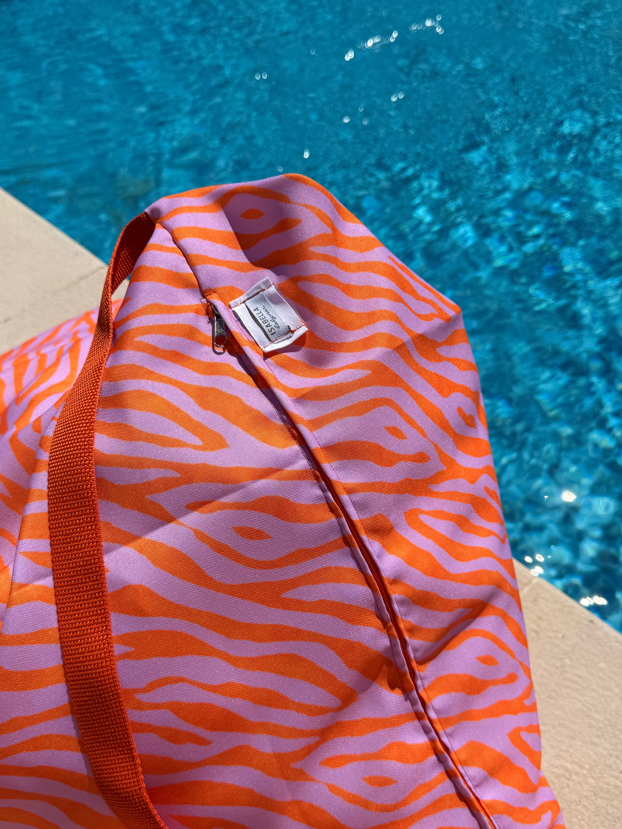 Puff praia zebra laranja e lilás | Com fecho